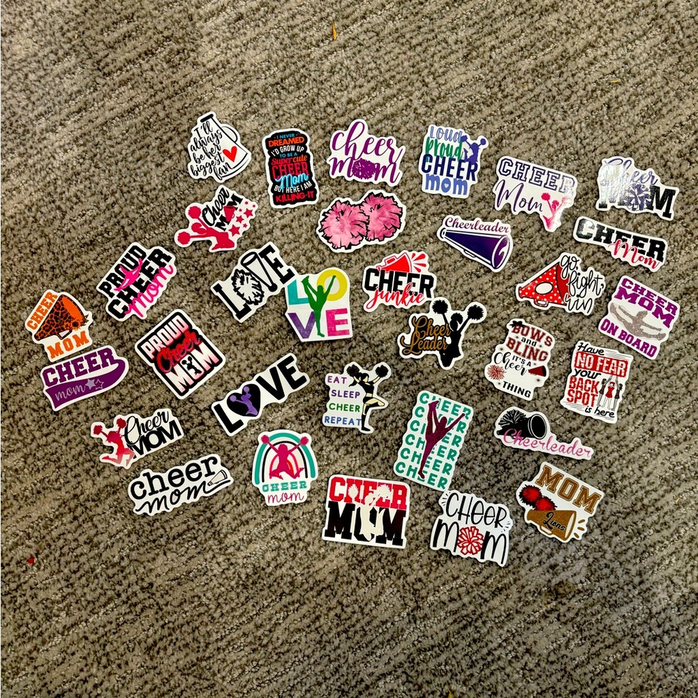 💙4/$20! 📣New! 32 super cute waterproof Cheer Mom stickers